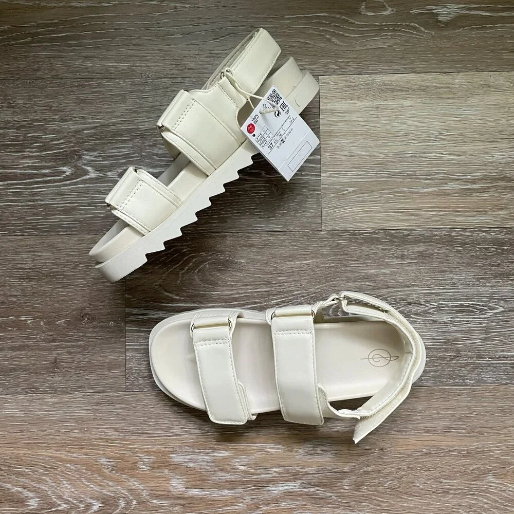NWT Cream Sandals - Picture 2 of 3